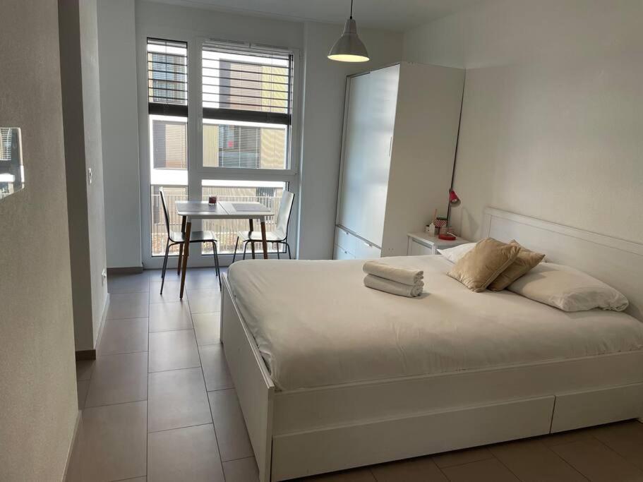 Joli Studio Confortable ! Prilly Εξωτερικό φωτογραφία